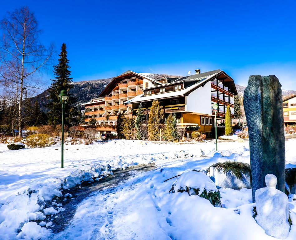 Kolmhof Hotel บาด ไคลน์เคิร์ชไฮม์ ภายนอก รูปภาพ