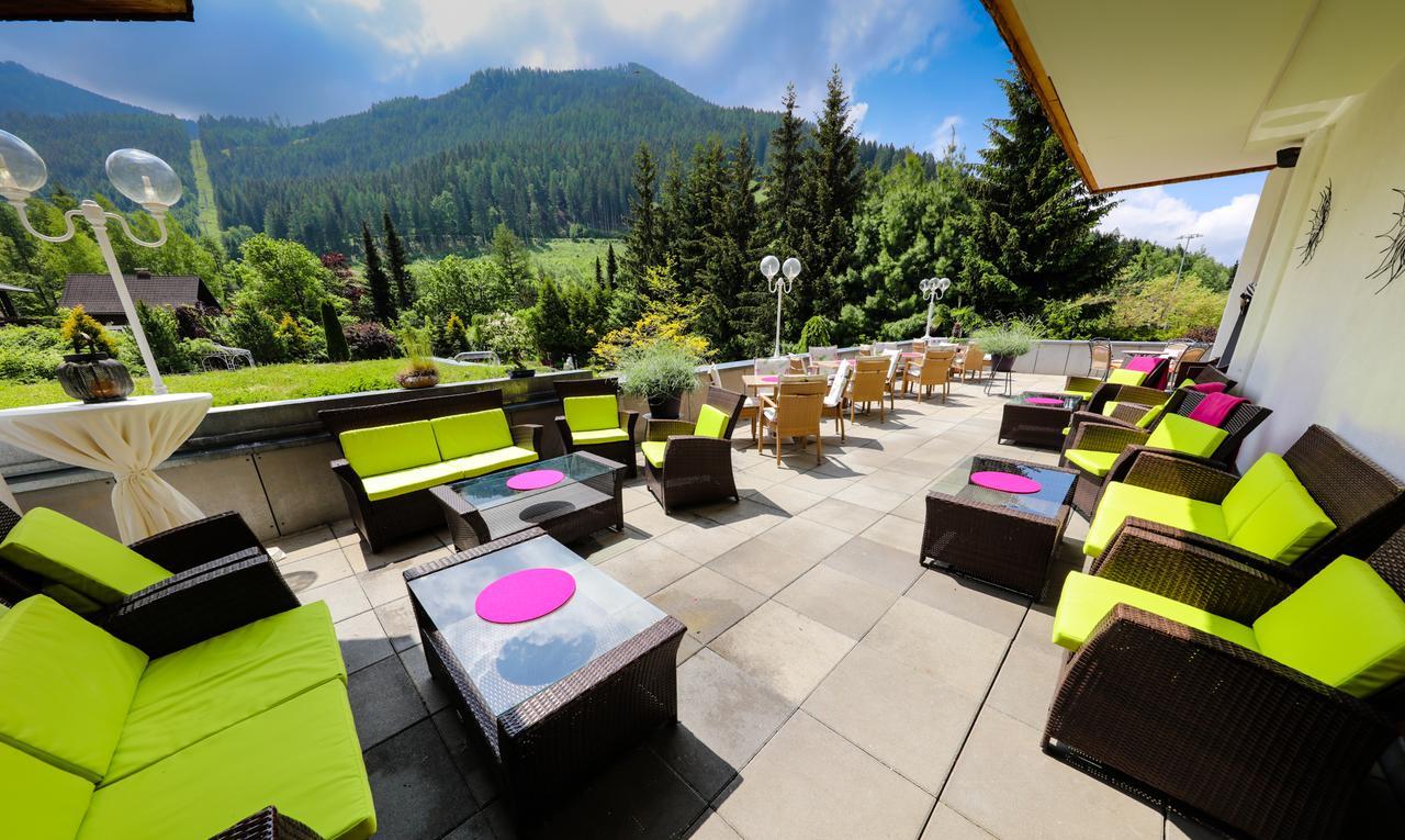 Kolmhof Hotel บาด ไคลน์เคิร์ชไฮม์ ภายนอก รูปภาพ